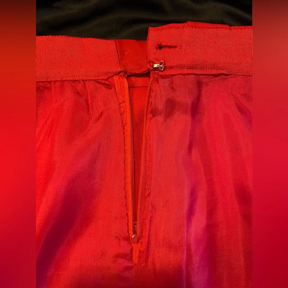 Vintage Armani skirt (matches the red Armani jacket in my closet). EU size 42. - Picture 7 of 13
